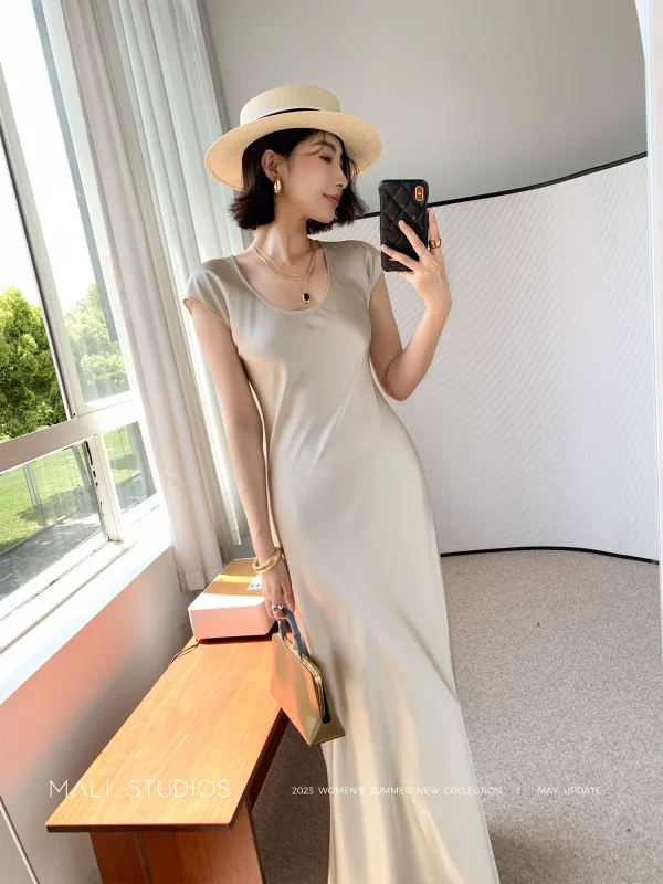 MALI｜鎏光垂感醋酸双面缎_重磅斜裁高贵优雅中长长连衣裙