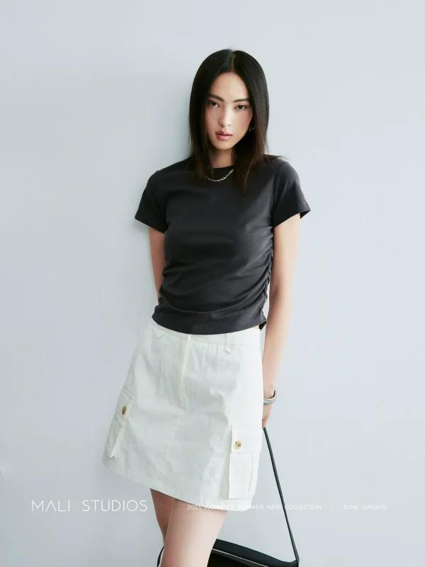 MALI｜时髦造型感抽褶设计_高弹螺纹棉弧形下摆修身T恤