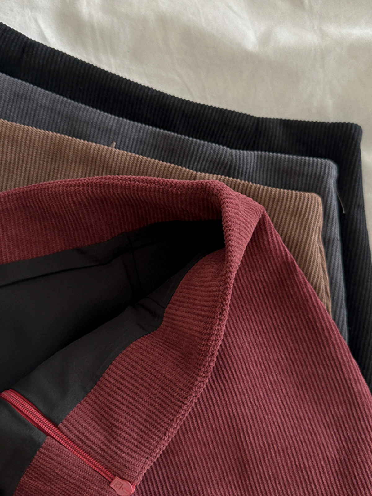 高级感纯色灯芯绒半身裙2024秋季新款韩版女装高腰百搭短款A字裙 - Image 4