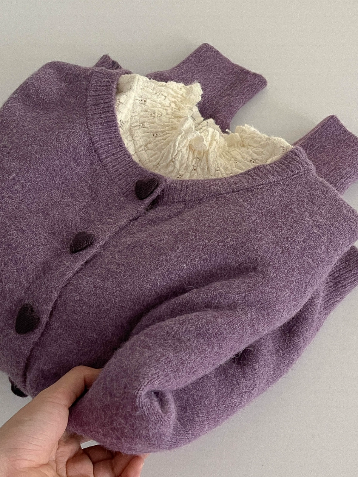 爱心纽扣紫色减龄针织衫2024秋季新款韩版女加绒磨毛立领打底衫潮