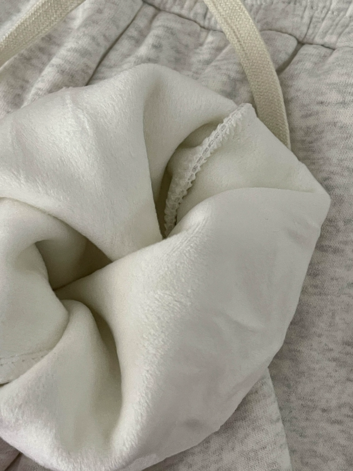 华棉加绒保暖卫裤休闲裤2024秋冬新款韩版女装高腰运动风束脚长裤 - Image 4