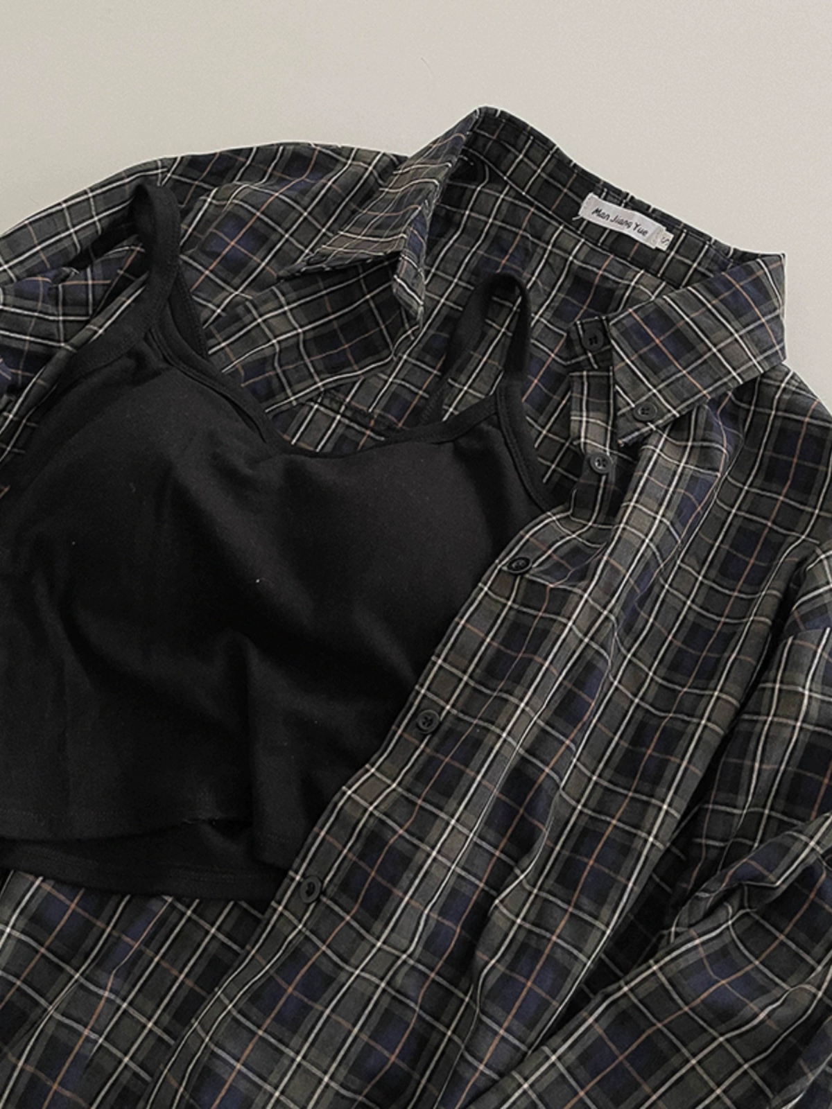 男友风气质格子时尚衬衫2024秋季新款韩版女百搭休闲纽扣开衫上衣