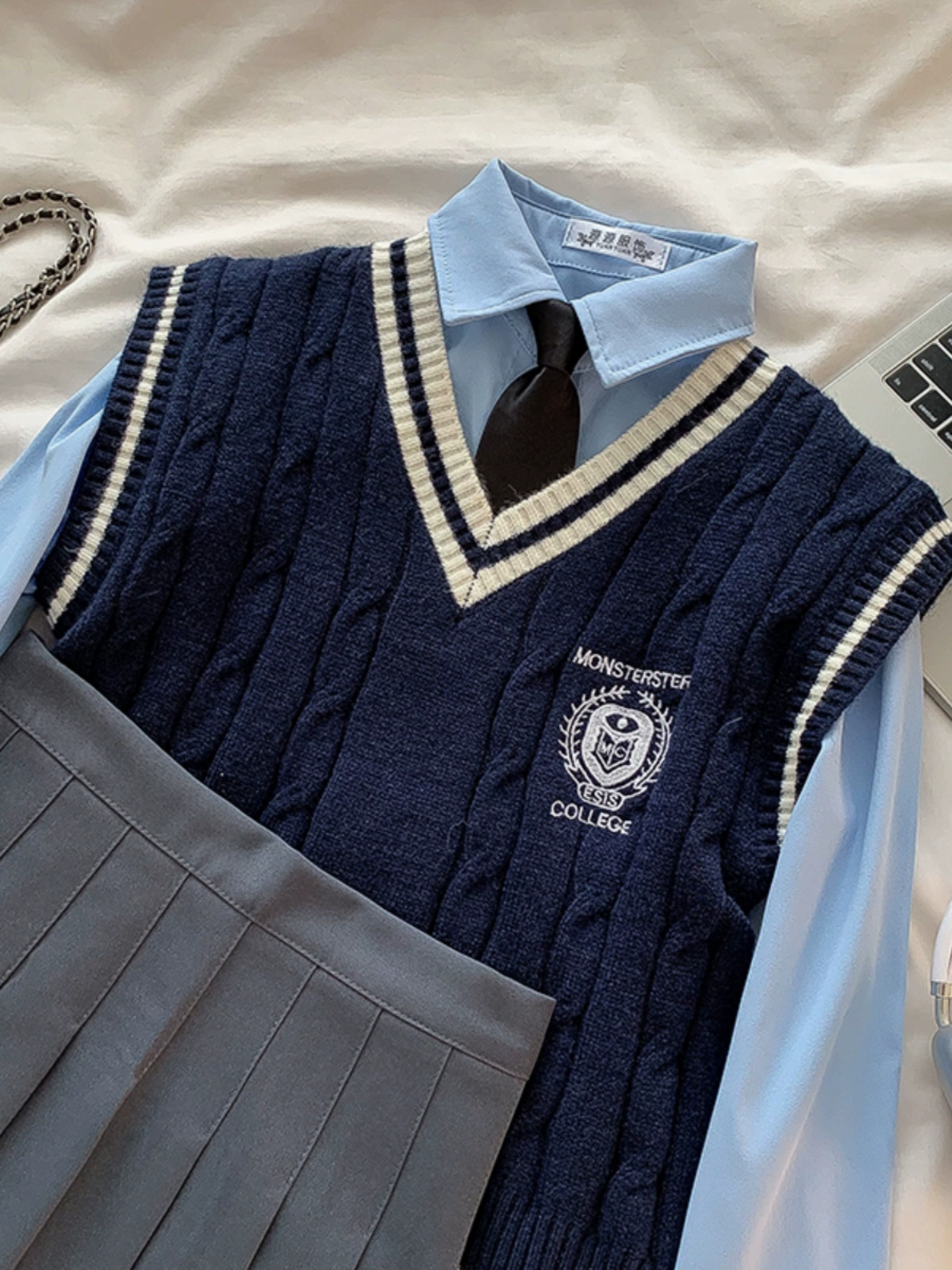 个性刺绣学院风麻花针织马甲2024秋季新款韩版女装纯色衬衫百褶裙 - Image 2