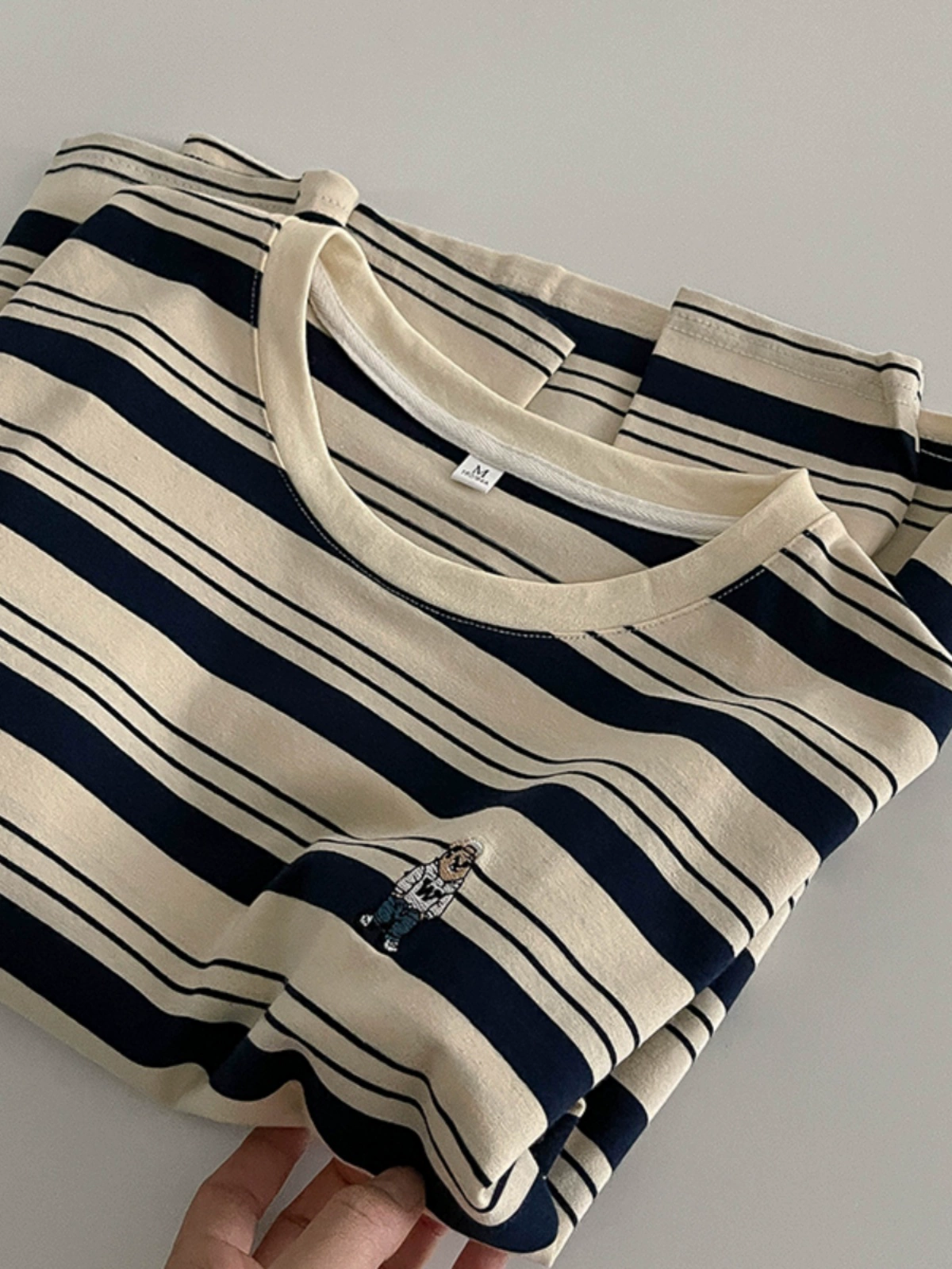 小熊刺绣减龄条纹T恤2024秋季新款女长袖简约套头洋气长袖上衣潮 - Image 2