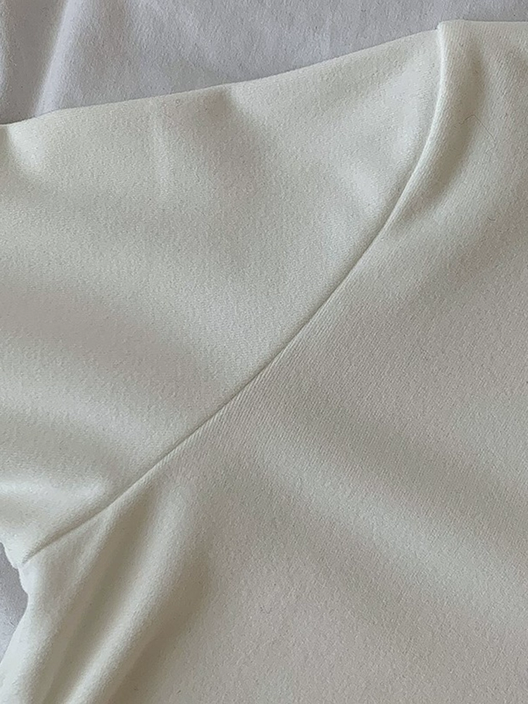 纯色圆领直筒简约T恤2024秋季新款女装减龄时尚长袖打底气质上衣 - Image 3