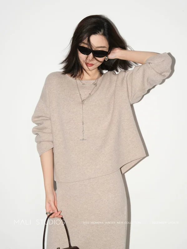 MALI｜时髦羊绒羊毛套装_弧袖廓形毛衣+直筒针织半裙