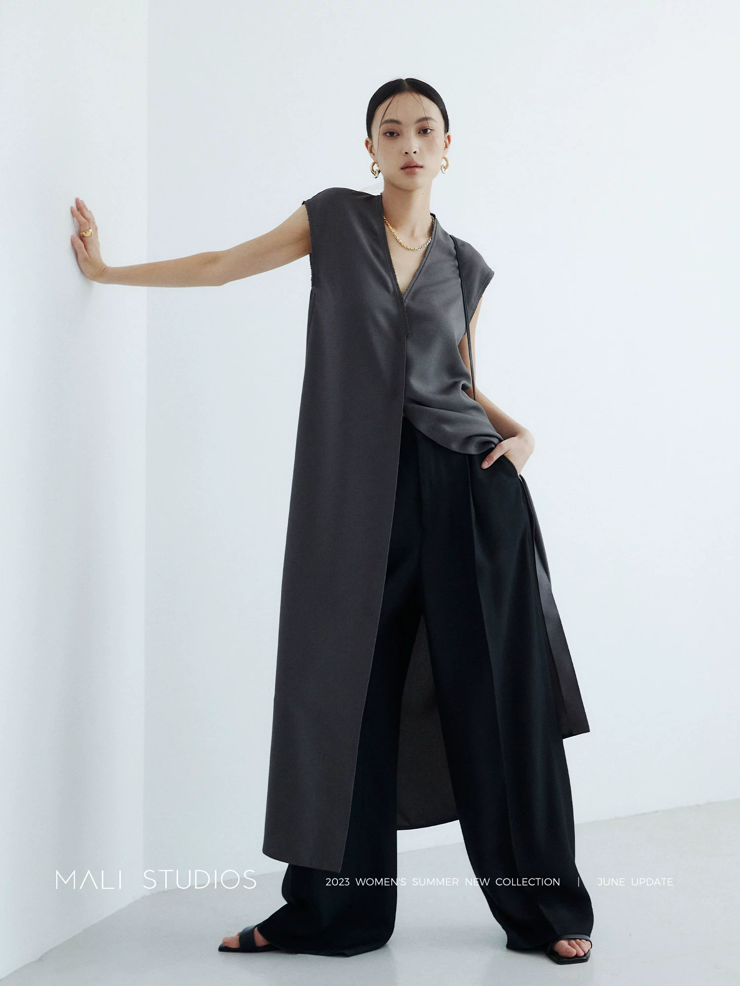 MALI|極简小众风_仿麻肌理干爽舒适 手工毛边无袖连衣裙 - Image 5