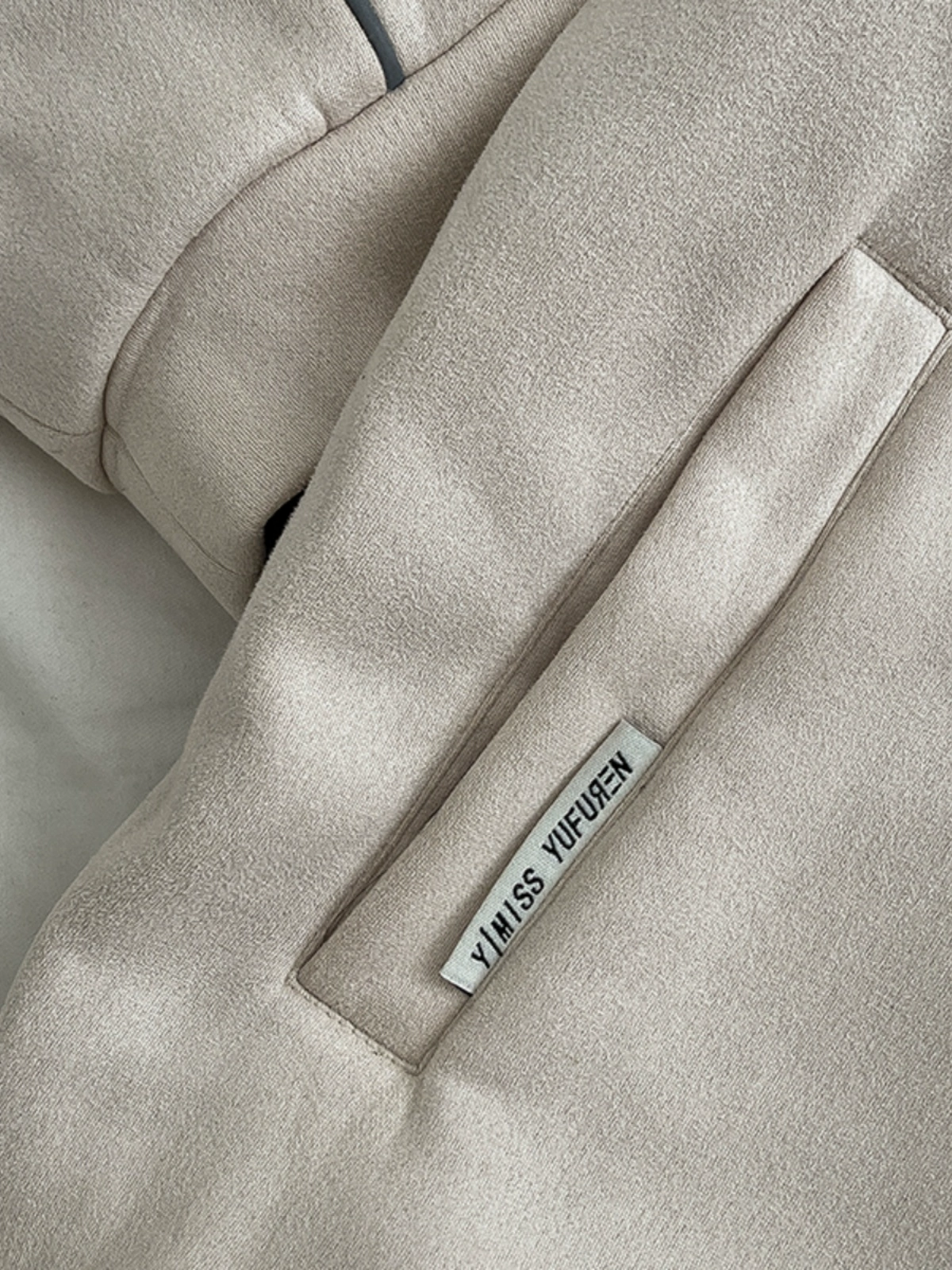 高级感字母刺绣气质外套2024秋季新款韩版女磨毛立领拉链开衫上衣 - Image 3