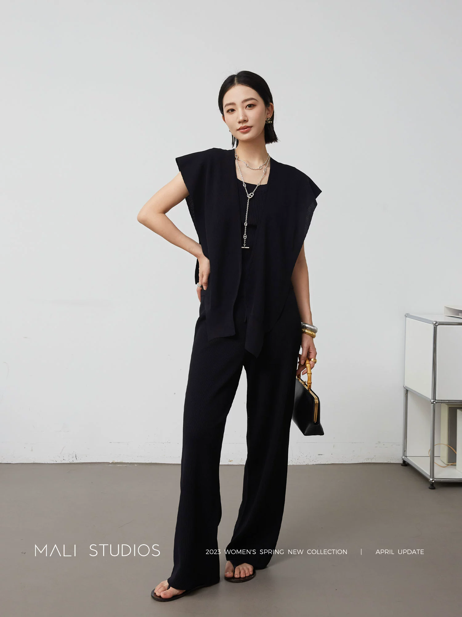 MALI|及简气质风_纸片人显瘦针织造型披肩&背心&长裤三件套 - Image 2