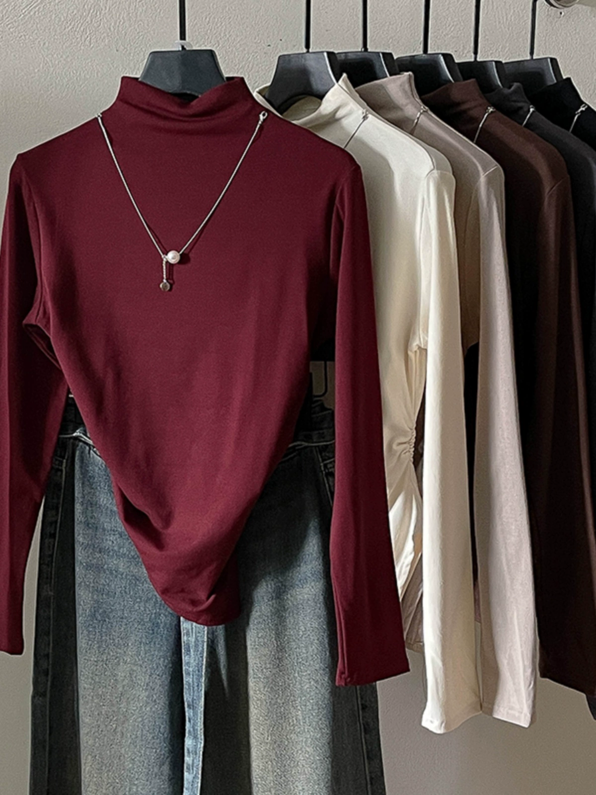 气质个性不对称链条拼接T恤2024秋季新款女装百搭套头打底衫上衣